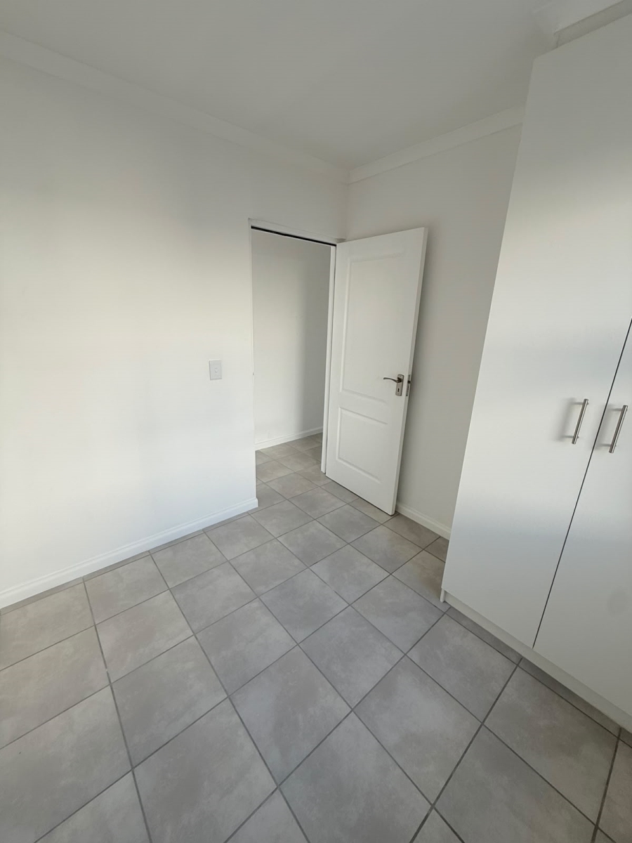To Let 3 Bedroom Property for Rent in Kommetjie Western Cape